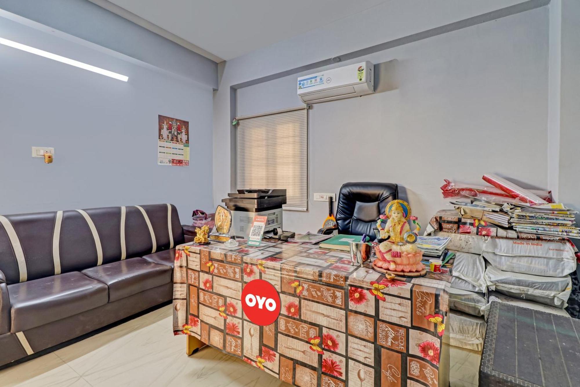 Oyo Vnr Convention Otel Guntūr Dış mekan fotoğraf