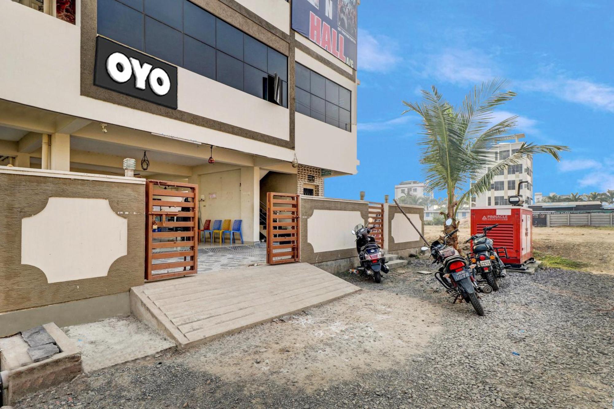 Oyo Vnr Convention Otel Guntūr Dış mekan fotoğraf
