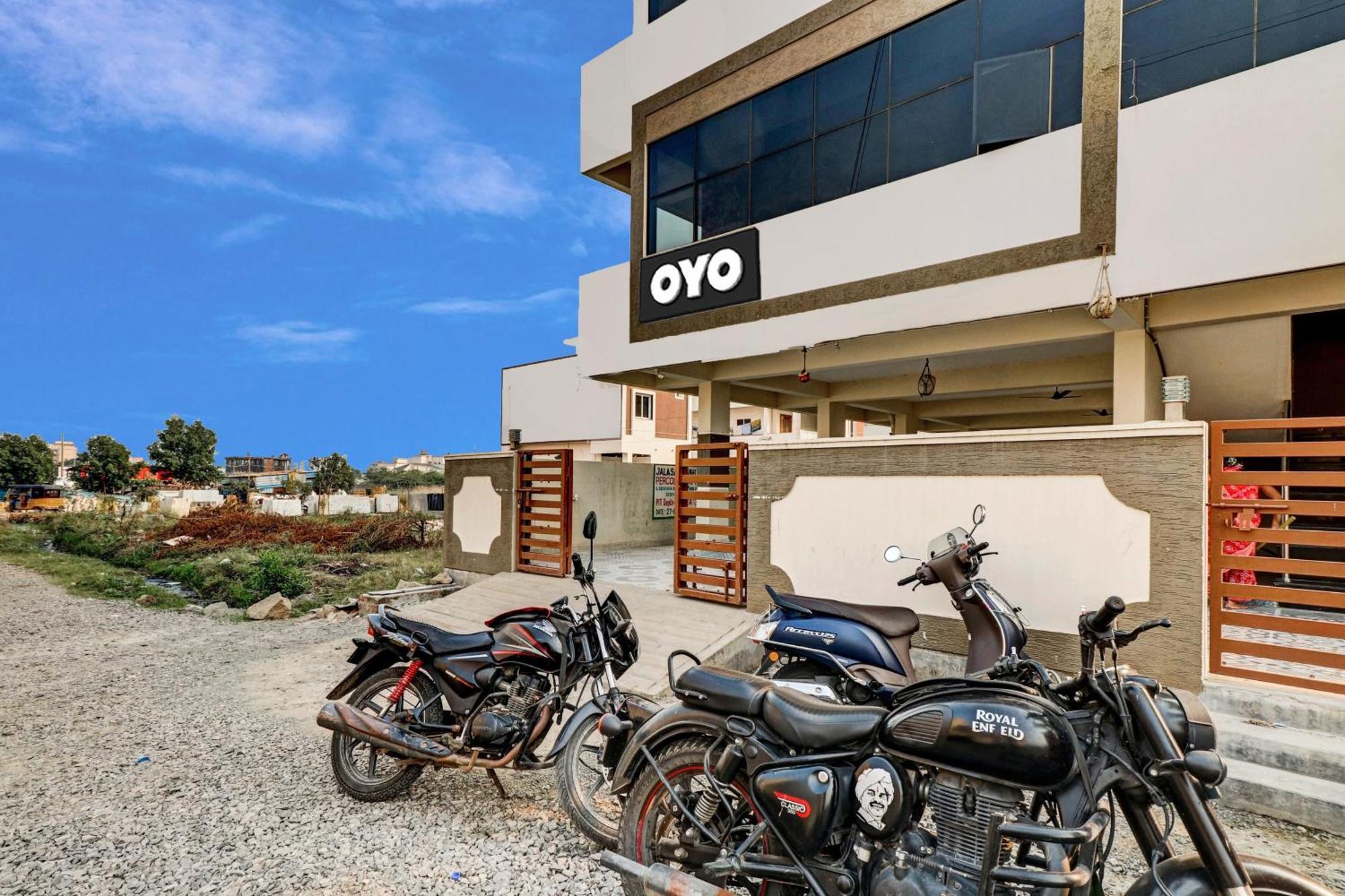Oyo Vnr Convention Otel Guntūr Dış mekan fotoğraf